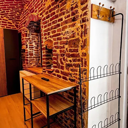 Appartamento Arka Nest Studio, Near Untold Festival